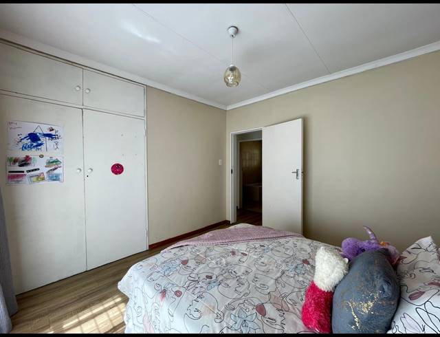 3 BEDROOM HOUSE FOR SALE IN THREE RIVERS EAST